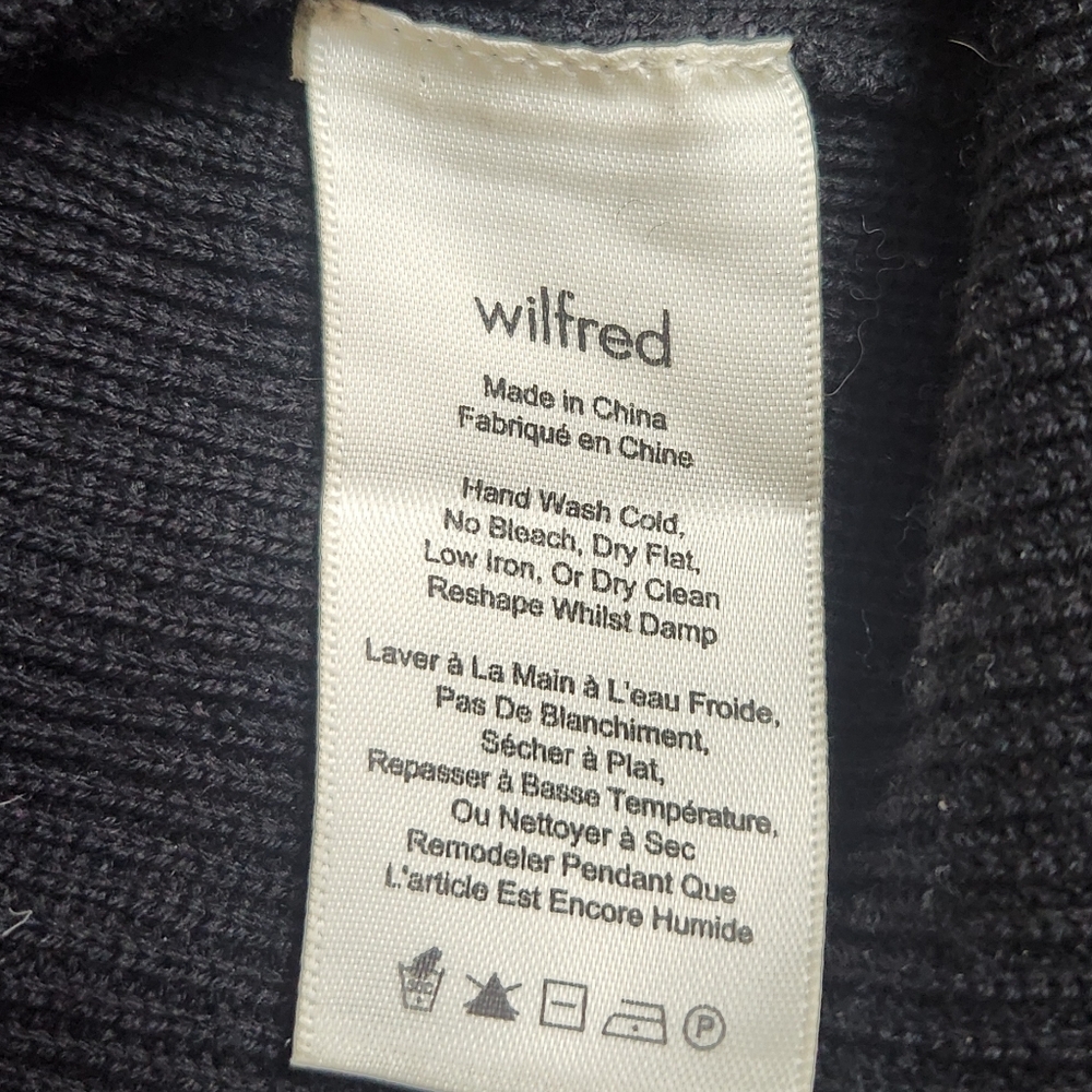 Aritzia 100% Wool Black Sweater Balletcore Open Scoop Back Size Small - Picture 12 of 14